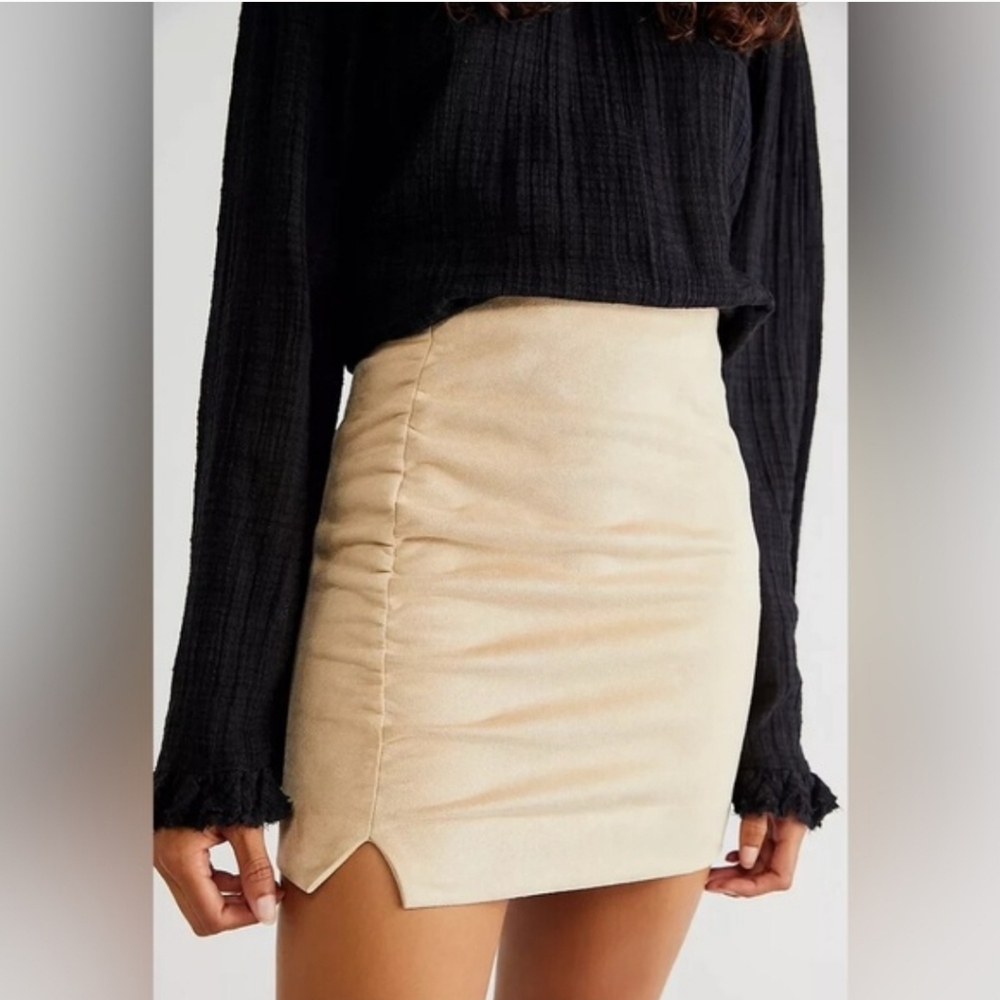 Free People Holiday Cream Mini Skirt Size 4
